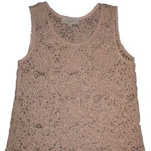 📦Bundle for $5! Ann Taylor Loft fully lined lace tank in beige [Size L]